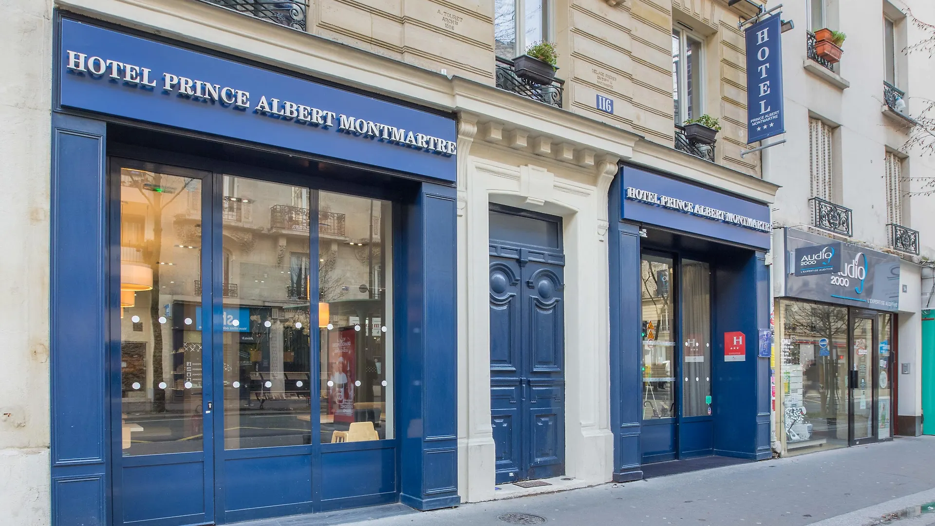 Prince Albert Montmartre Paris