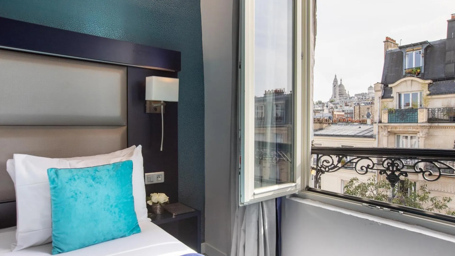 *** Hotel Prince Albert Montmartre Paris França